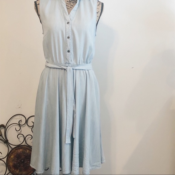 Larry Levine Dresses & Skirts - Larry Levine sleeveless pullover dress size small